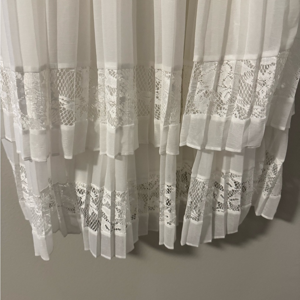 French Connection Adanna Pleated Lace Jersey Dress - Picture 4 of 8